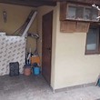 Appartamento con il proprio cortile in vendita a Burgas