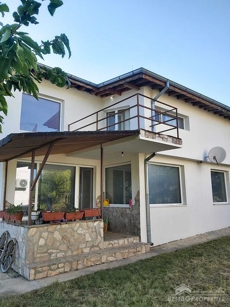 Bella nuova casa in vendita a Varna