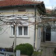 Sotto casa di prezzo di mercato vicino Dobrich