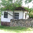 Casa nel bulgaro antico disegna Gabrovo vicino