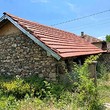Casa in vendita ai piedi di Stara Planina vicino alla città Pavel Banya