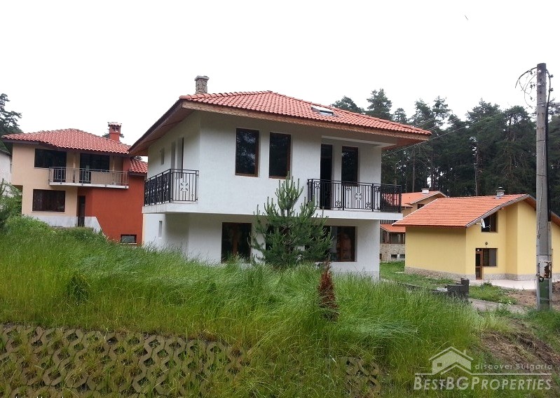 Casa in vendita nelle montagne vicino a Peshtera