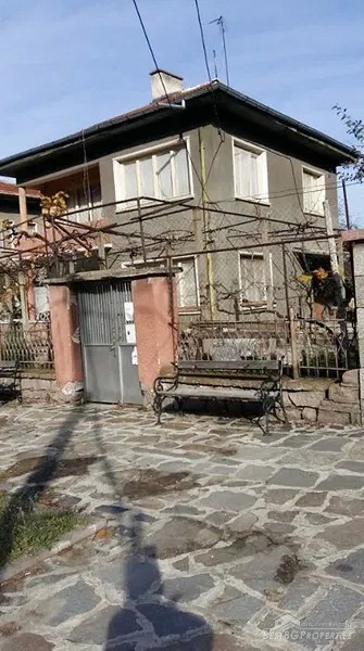 Casa in vendita nella città di Bratsigovo