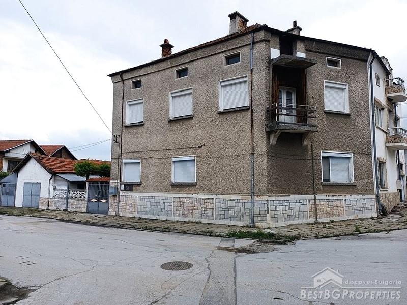 Casa in vendita nella città di Peshtera