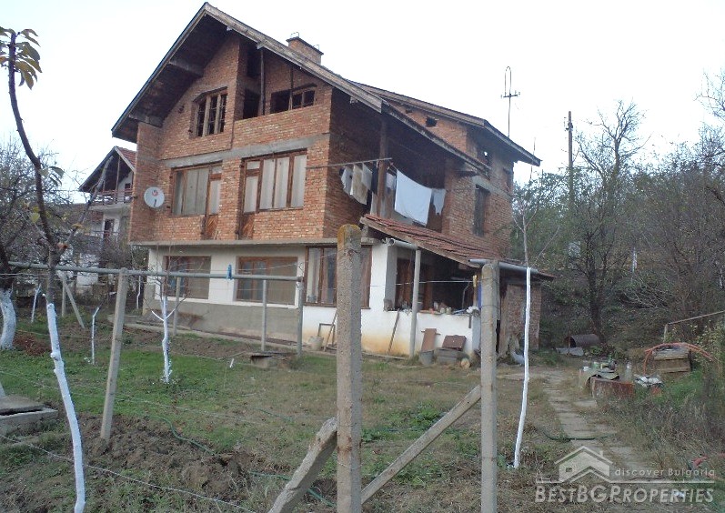 Casa in vendita vicino a Byala Slatina