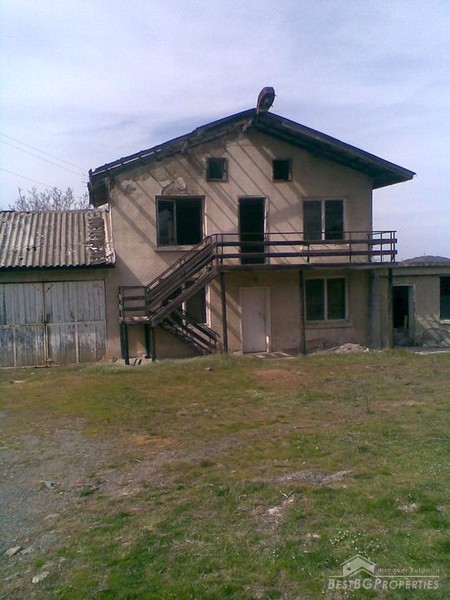 Casa in vendita vicino Chernomorets