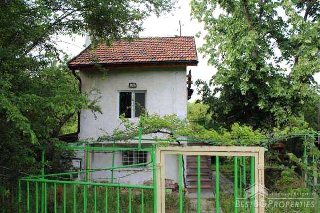 Casa in vendita vicino a Hissarya