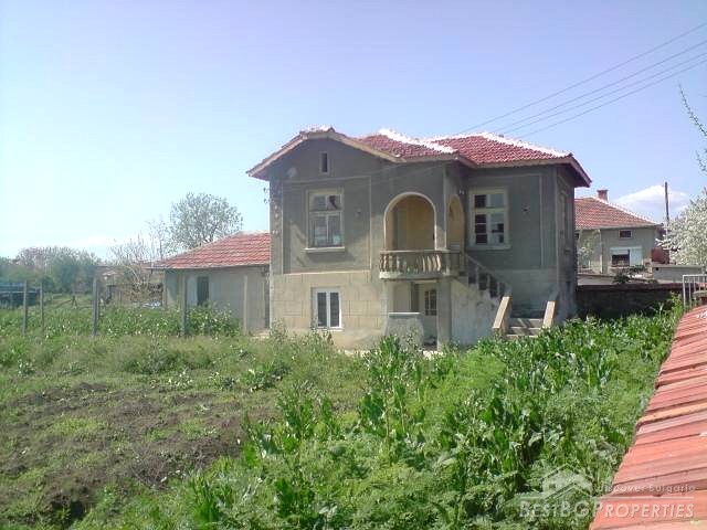 Casa in vendita vicino a Nova Zagora