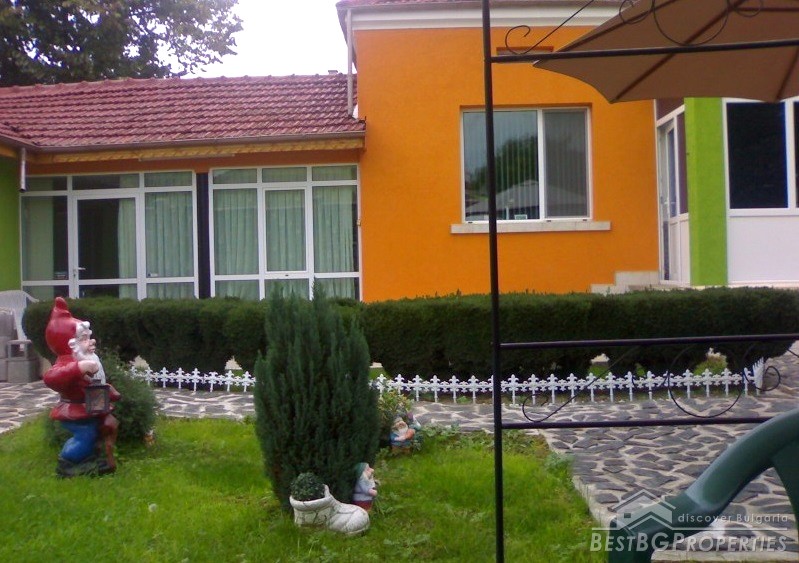 Casa con autolavaggio in vendita a Veliki Preslav