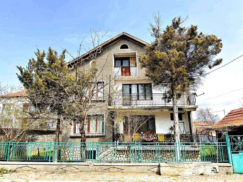 Grande casa in vendita nelle vicinanze di Sofia