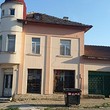 Grande casa ristrutturata in vendita vicino a Pleven
