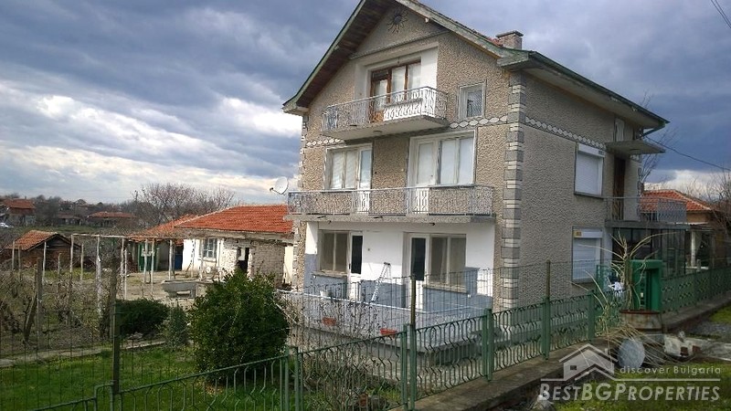 Grande casa rurale in vendita vicino a Stara Zagora