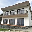 Nuova casa con bella vista in vendita a Varna