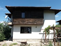 Nuova casa con mobili e attrezzature in vendita vicino a Burgas