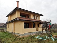 Casa di recente costruzione in vendita vicino a Gabrovo