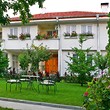 Shoumen vicini realmente begli di casa di villaggio