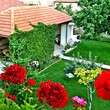 Shoumen vicini realmente begli di casa di villaggio