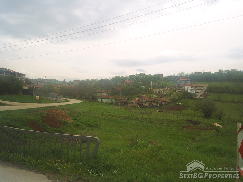 Regolamentati appezzamento di terreno in vendita vicino a Veliko Tarnovo