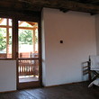 Casa rinnovata costruita nello stile bulgaro vecchio tradizionale