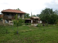 Rinnovato tipo di casa in vendita vicino a Varna