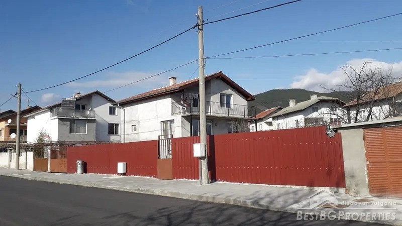 Casa ristrutturata in vendita nella piccola città di Gurkovo