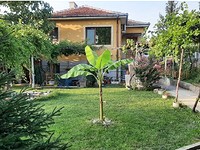 Casa ristrutturata con un bel cortile in vendita a Kardzhali