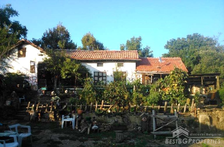 Casa rurale in vendita in Bulgaria settentrionale vicino a Dryanovo