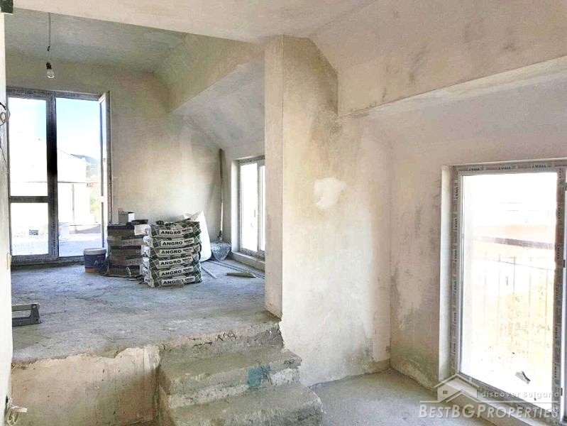Piccolo appartamento maisonette in vendita a Varna
