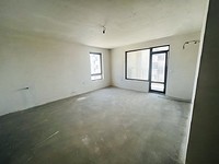 Ampio appartamento nuovo in vendita a Varna