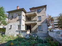 Casa di tre piani in vendita nella città di Gabrovo