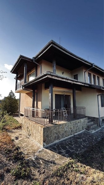Casa doppia in vendita vicino alla località balneare di Balchik