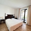 Meraviglioso appartamento con una camera da letto con vista sulla piscina in vendita in prima linea a Obzor