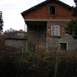 Villa con grande giardino in vendita vicino Elhovo