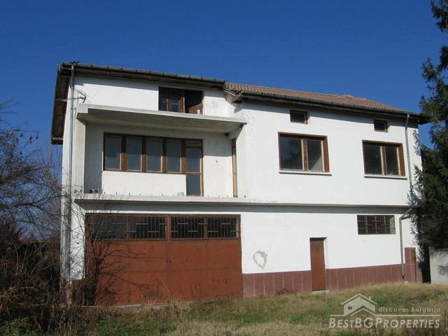 La proprietà grande non lungi da Plovdiv