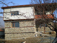 La casa vicino in vendita Karlovo