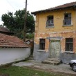 Casa nel centro di un grande villaggio