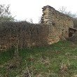 terreno panoramico con vecchia casa vicino a Varna