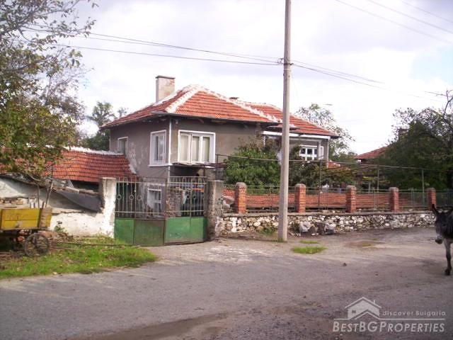 Casa rurale con giardino in vendita vicino Yambol