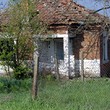 Casa in rovina in un villaggio attraente !