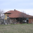 Rural house for sale at the end of a village