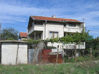 Tre casa di piano vicino Burgas