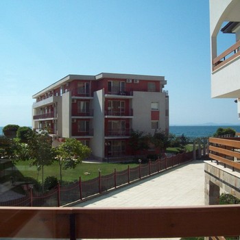 Appartamenti in Elenite