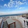 Appartamento in vendita con splendida vista sul mare a Saint Vlas