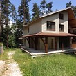 Bella casa in vendita a 5 minuti dal lago di Batak