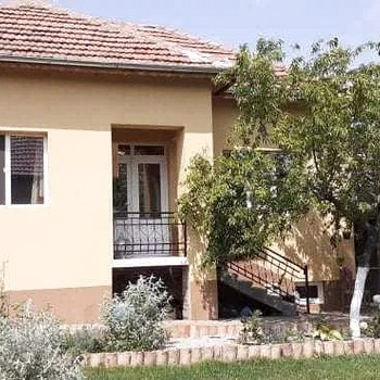 Case in Polski Trambesh