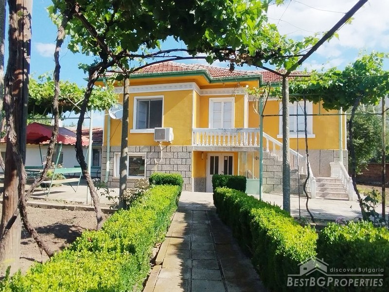 Bellissima casa in vendita nella città di Straldzha