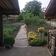 Bella casa con giardino in vendita vicino a Sungurlare