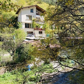 Bellissima casa di montagna in vendita vicino a Svoge