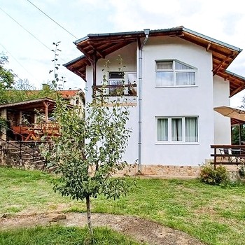 Bellissima casa nuova in vendita vicino alla città di Kyustendil