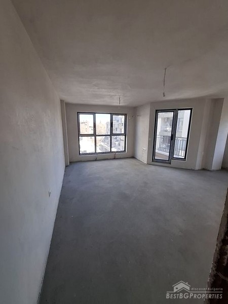 Appartamento nuovo di zecca in vendita a Plovdiv